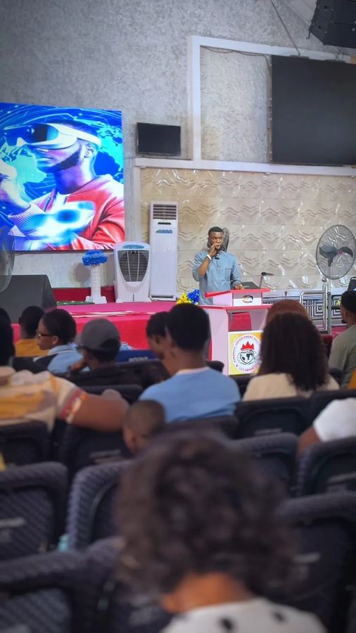 Speaker addressing attendees during the Tech Summit and Skill Acquisition in Cloud Computing seminar